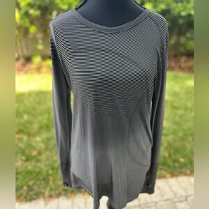 lululemon Swiftly Black and White Striped Long Sleeve Top Size 10